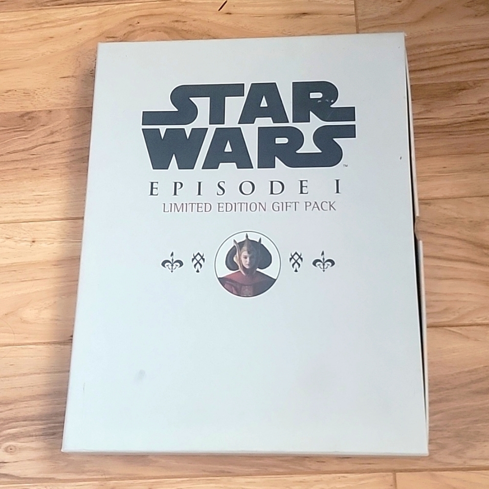 Star Wars Episode 1 Limited Edition Gift Pack